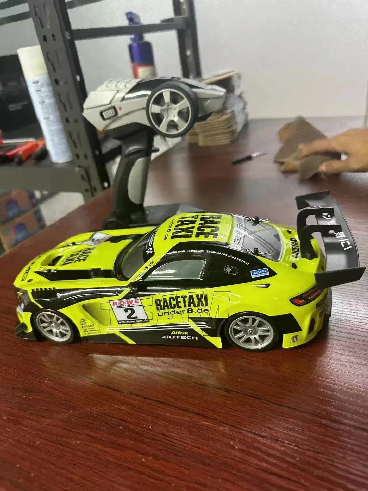 Drift Car 1:16 40km/h 2.4G 4WD High Speed 3 Type of Tire 2 sets of Tail Classic Edition Professional Racing Rc Cars for Adults
